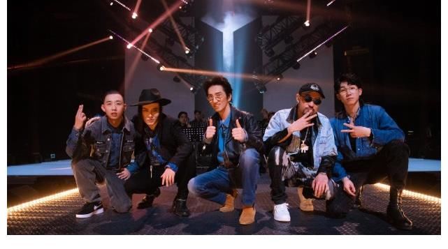 2021綜藝播放量排行《披荊斬棘》僅第三，第一名無明星常駐，無熱搜