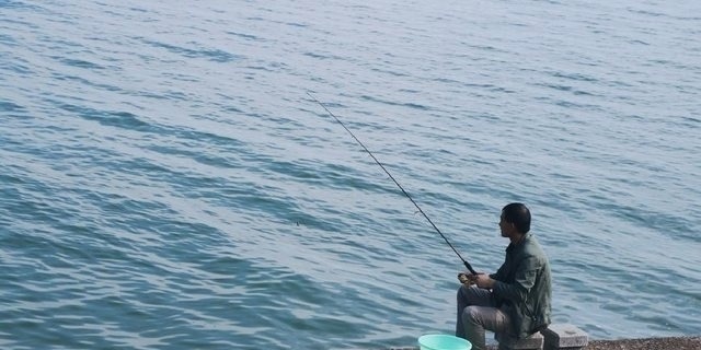 绿湾春@10首垂钓古诗词,充满诗情画意,尽显垂钓乐趣