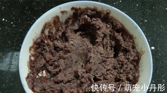 买了多次红豆派，才发现方法如此简单，全程手不粘面，省事又解馋