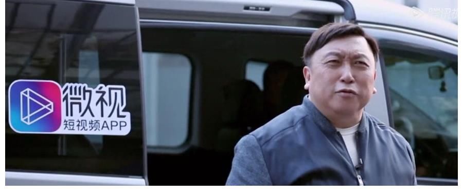 吐槽大会：王晶被狂吐“烂片之王”，坑惨华仔，她还求“被坑”