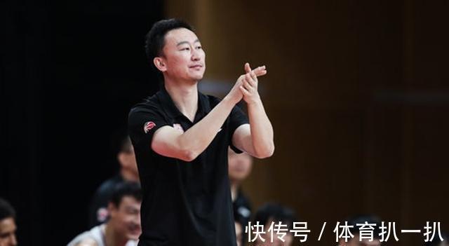 格林|浙江男篮战胜深圳,刘维伟赛后批评队员虎头蛇尾,最后有点飘