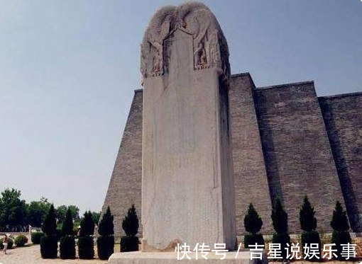 石头@武则天墓前有60多个无头石人,专家都很难解释,却被两位农民解开