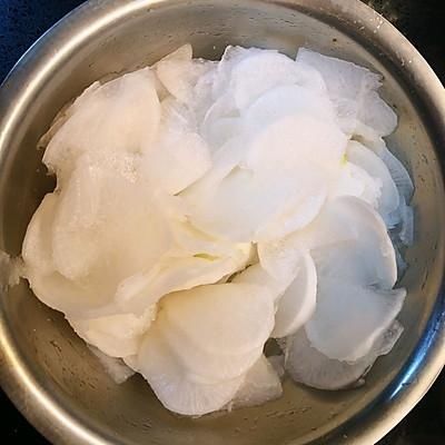 低盐无油韩式辣萝卜#暖冬酱在手,嗨吃部队锅#