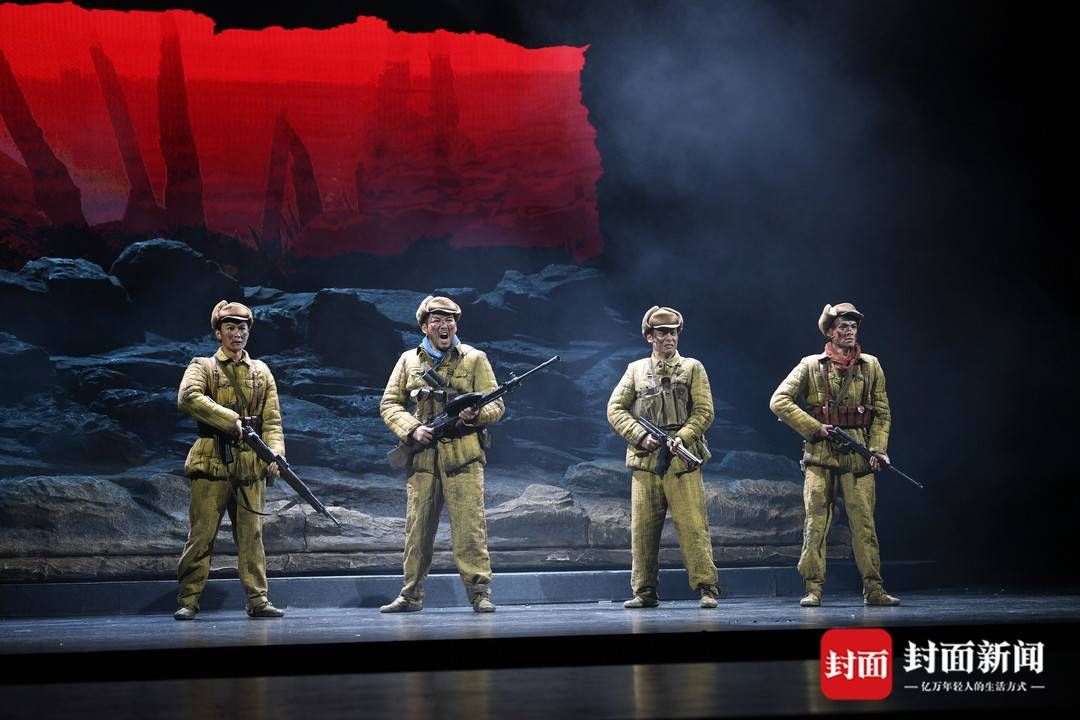特等功臣|志愿军特等功臣柴云振故事被搬上舞台大型原创话剧《平凡英雄》在成都首演