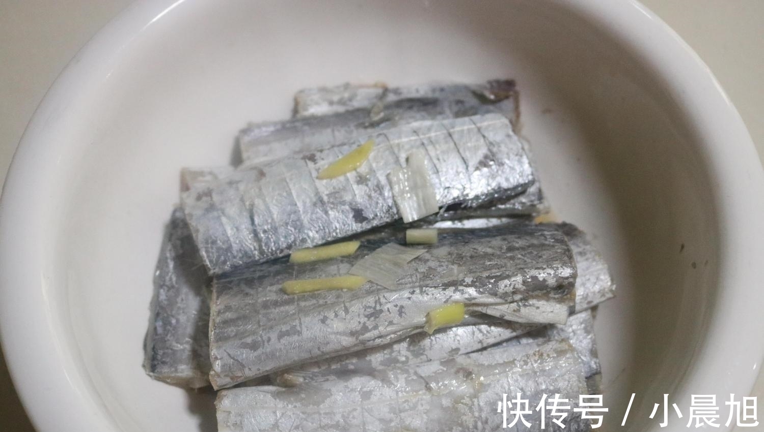 这种鱼要常吃, 孩子吃了提高记忆力, 女人吃了美肤养颜, 特别好!