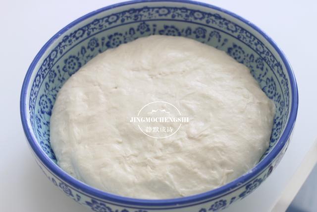 这才是烙饼的正确做法，外酥里嫩层次分明，每个步骤都详细告诉你