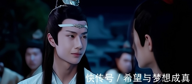 烟火|忘羡187:青年眉眼弯弯,仿佛万千星辰烟火,都坠入了他的眼睛