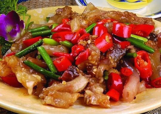 色斑|女性常吃此物，满满的胶原蛋白，色斑皱纹消失了，肌肤细腻更光滑