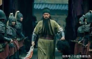 关羽|败走麦城的关羽，凭什么位列五虎上将之首，其他四人为何服气？