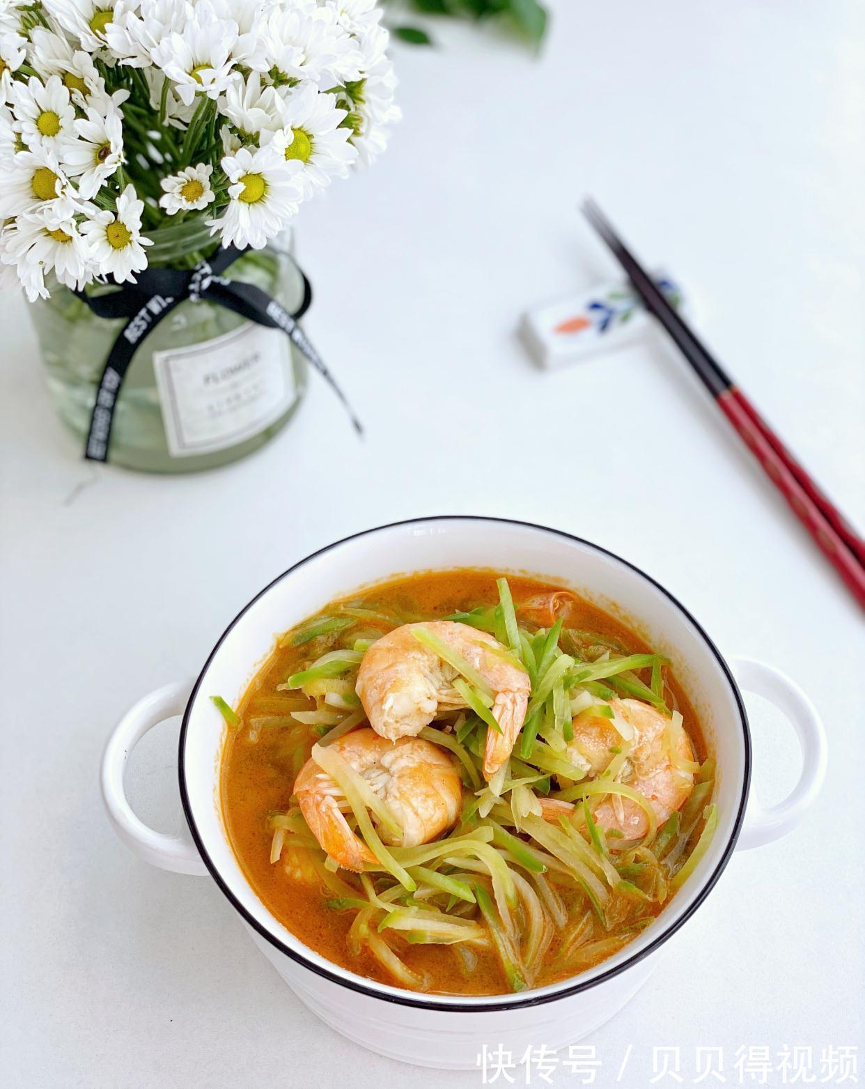 萝卜丝虾汤这样煮，味道鲜美又好喝，拌米饭汤汁都不剩