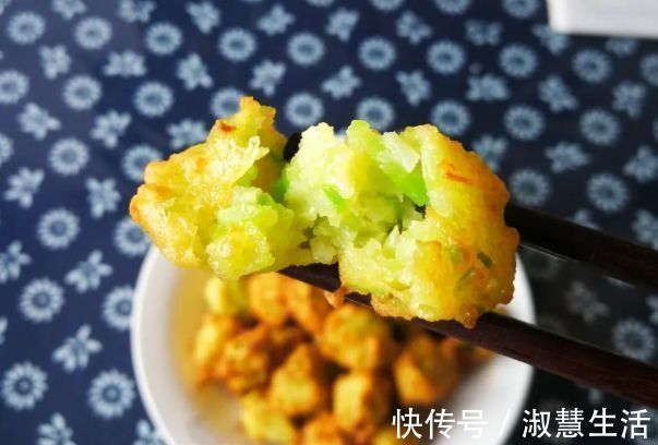 炸萝卜丸子，加淀粉还是面粉？很多人搞错，难怪丸子不香，很油腻