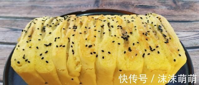 玉米面最解馋的吃法,不加一滴水,蓬松暄软,好吃到停不下来