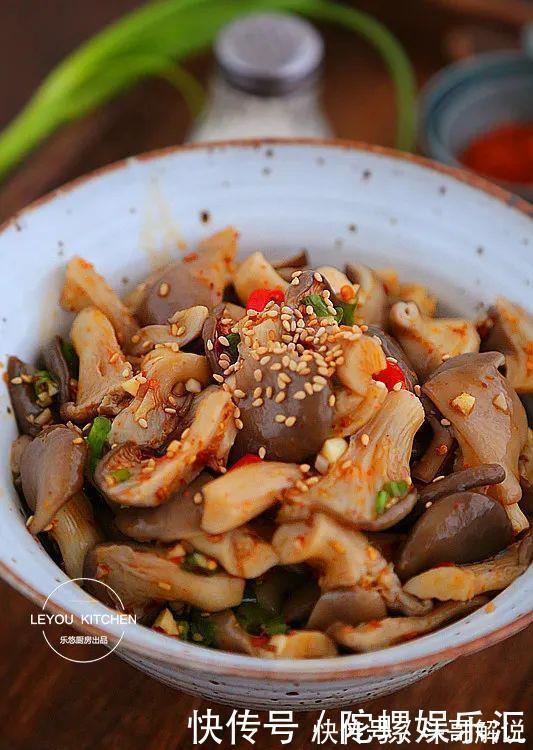 凉菜|十几分钟上桌的爽口凉菜,一点肉没放,吃着比肉还香