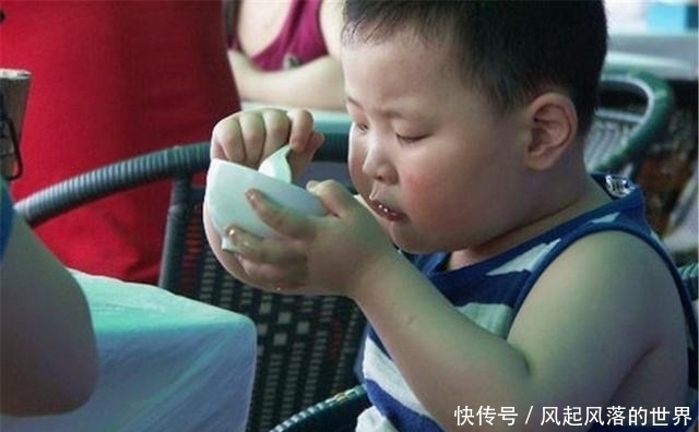 回到岗位|1岁宝宝交给姥姥照顾,2个月后见到孩子,妈妈这是谁家的娃