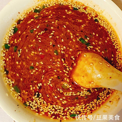 吃一次就爱上的麻酱肥牛拌面，味道绝了