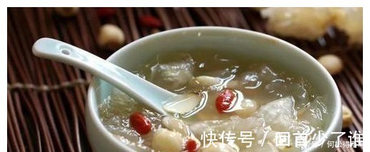 银耳|银耳莲子汤做不好老厨师详细教学，学会之后莲子清爽可口！