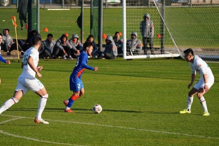 u23|申花練兵計(jì)劃遭遇突如其來的傷病，滄州雄獅主帥認(rèn)為申花不該在保級(jí)組