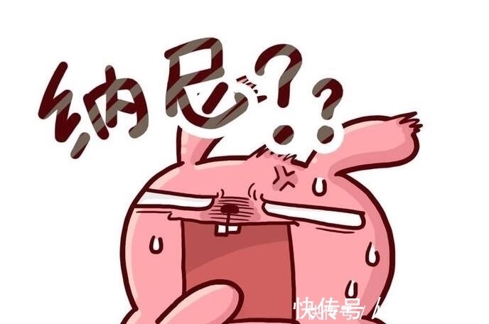 |幽默笑话:哥们分手后在马路上游荡,见一个女子擦皮鞋……