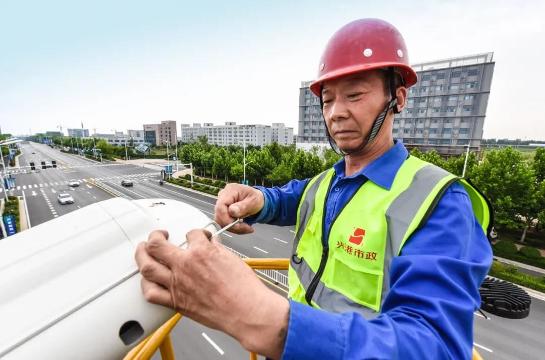 汗水|“暑”你最美！致敬！高温下的坚守！