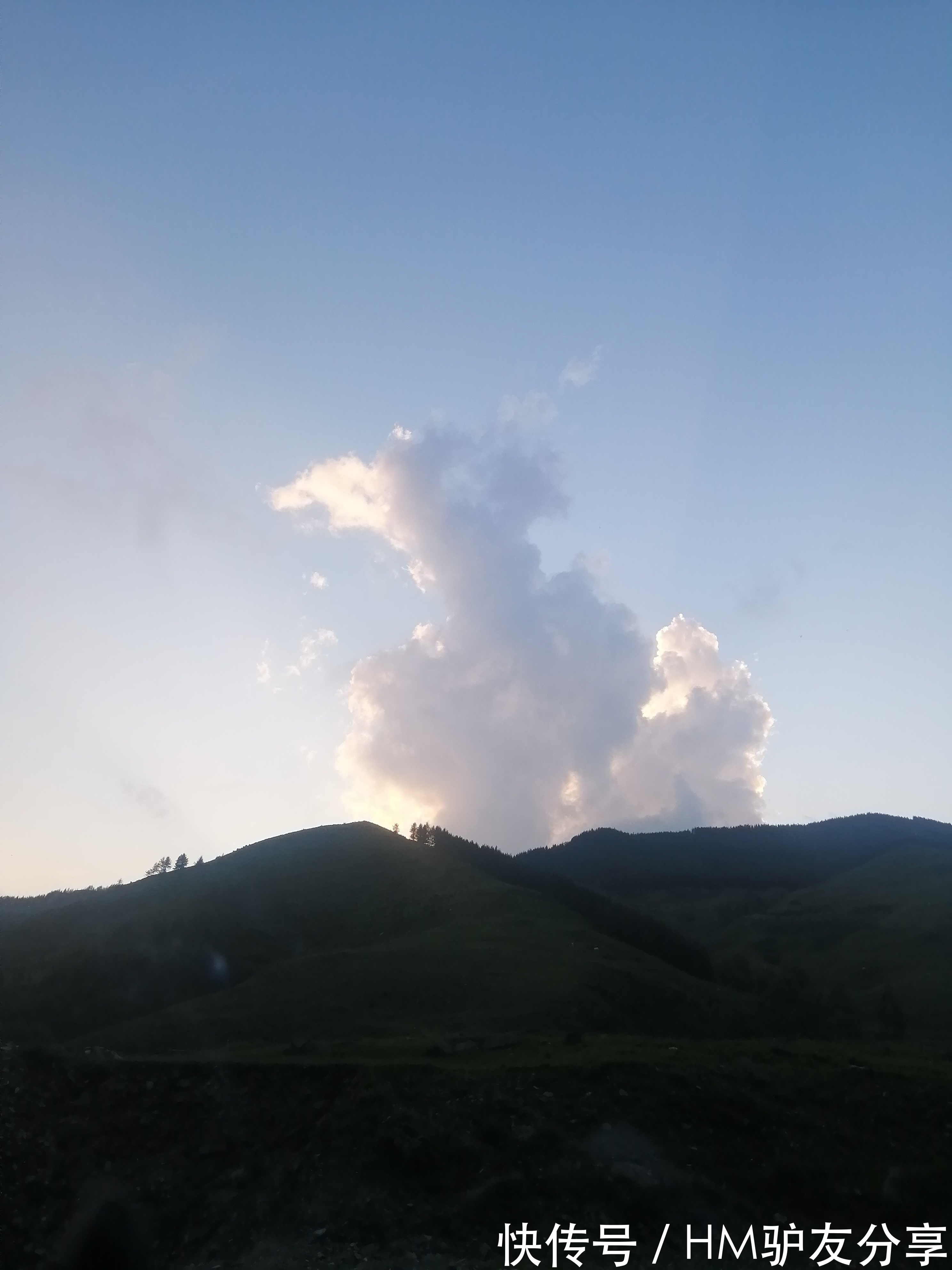 五爷庙|五台山五爷庙上空云龙翻腾似天龙八部