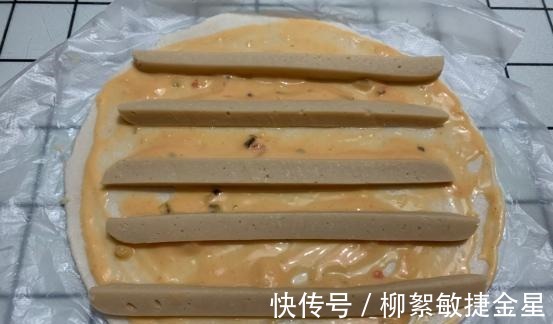 用料简单做法容易,肉松火腿酥了解一下,好吃到没朋友!