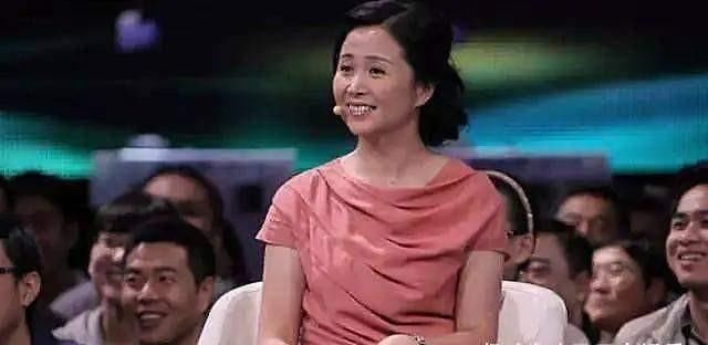 黄菡离开《非诚勿扰》时，那只有9句话的演讲，却影响了无数人