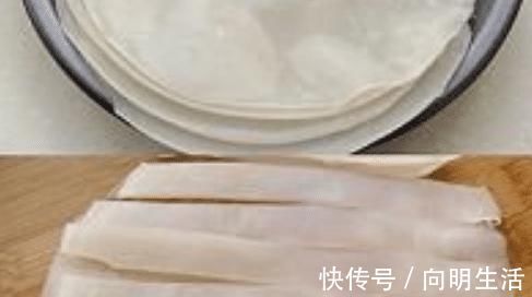 做凉皮太厚又开裂?大厨教你一招:掌握好比例跟配方,吃着还筋道