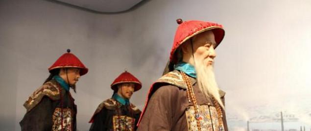 工作|张之洞工作时有一怪癖，官员纷纷上奏弹劾，慈禧笑着说随他去吧！