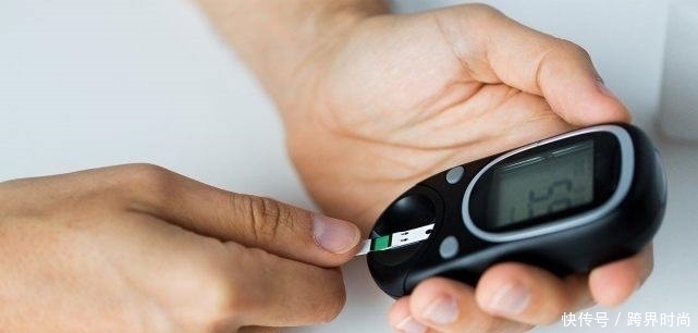 饮水量|得了糖尿病，多喝水好还是少喝好？看懂之后，再送你5个降糖技巧