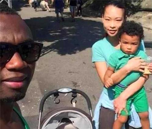 胡斯·哥路沙|当年被黑人拳王征服,还坚持为他生2个娃的中国富家女,现今怎样