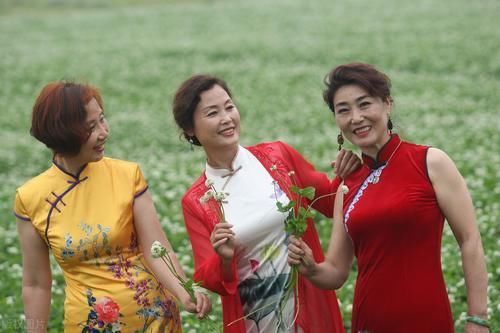 改善便秘|47岁大妈便秘7年,医生:煮粥喜欢放“它”,铁打的肠胃也受不了