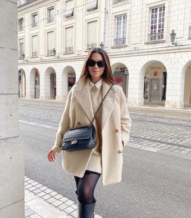 ?女人过了45岁,出门少穿这3种“装嫩色”,显胖俗气还掉价