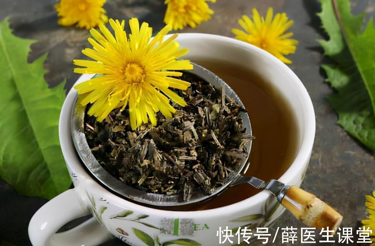 乳腺结节|医生：女人若出现乳腺结节，牢记“2吃、2不吃”，早散结免留疤