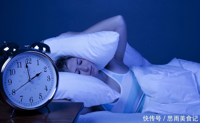 阴气|半夜三更常失眠?根源多半是“阳不入阴”!牢记1招,整夜都酣睡