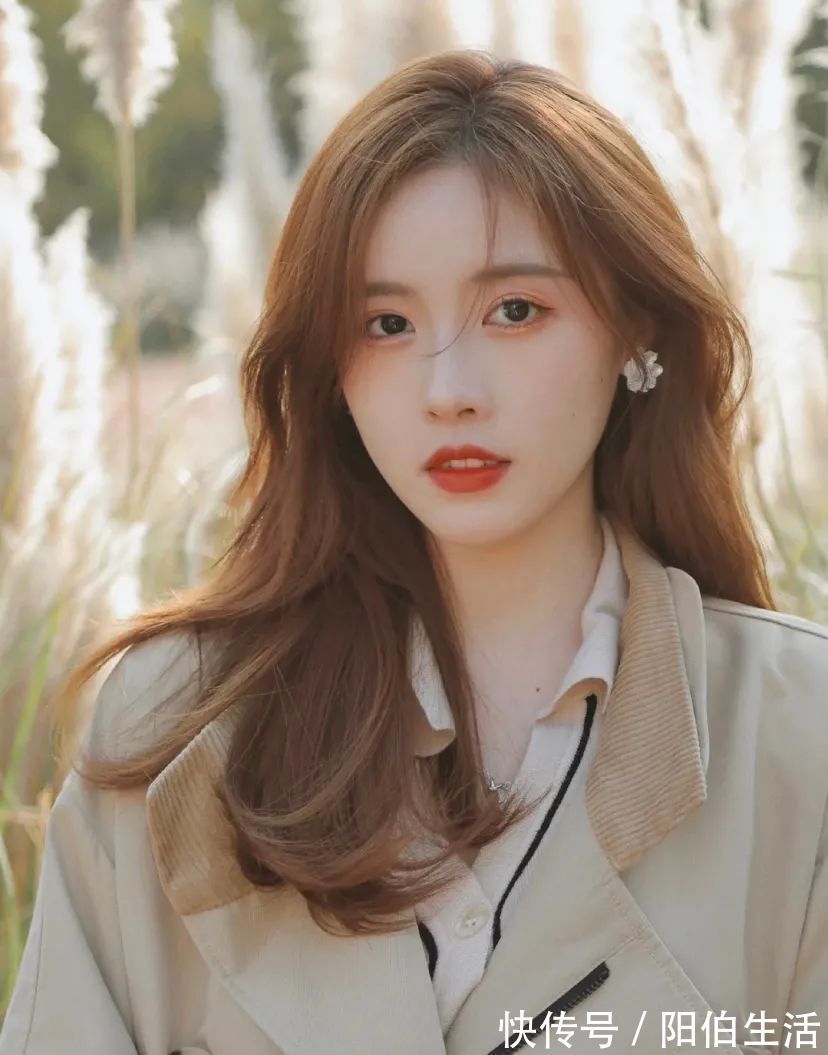 元气满满 是时候染发了!今夏流行这6款发色,太显白了