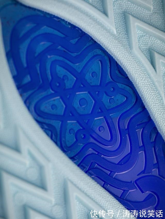 hippie 耐克「新一代神鞋」刚刚释出!研究了几十年的黑科技,外观超颠覆!