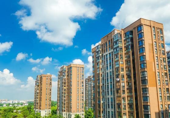 东户|建筑学家:楼房为何西户被哄抢一空,而东户却没有多少人选择?