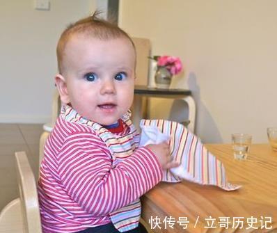 牙齿|宝宝应该多大戒奶瓶?了解“断奶杯”,开启孩子独立的新窗口