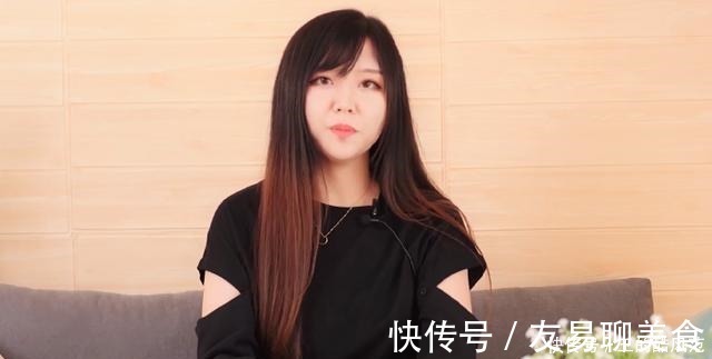 学生|美女老师是知名coser不小心被学生认出，老师却这么回答