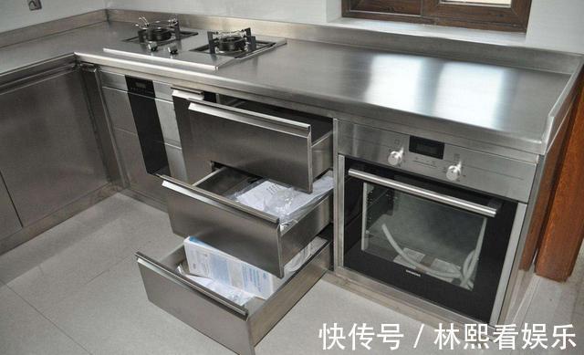 不锈钢|橱柜用不锈钢台面究竟好不好我家用了5年新的一样,谁用谁知道