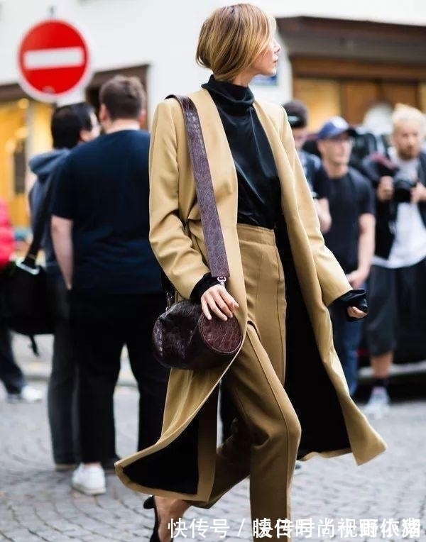 穿搭 “阔腿裤”大势已去,今年流行用这条裤子配风衣,时髦显瘦又洋气