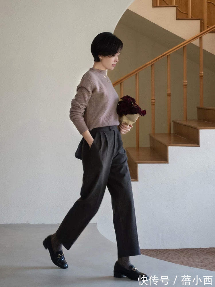 气质 步入中年只会穿“奶奶装”?试试九分裤搭配,轻松塑造气质知性美
