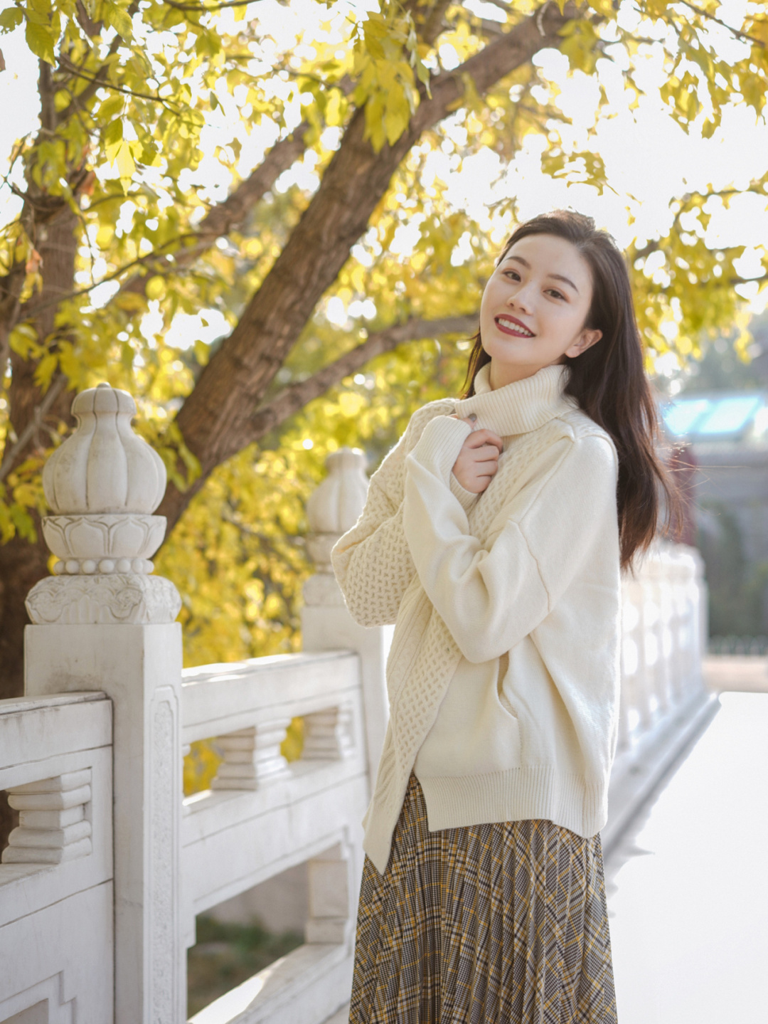 时髦|冬天的“毛衣”该怎么穿?建议搭配半身裙,让你温柔时髦有女人味