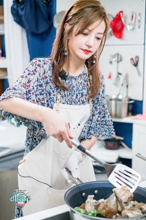 姚安娜|《中餐廳5》未播路透，全員“狠”角色！