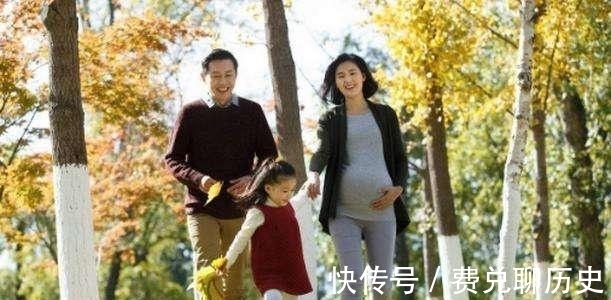 二胎家庭|二胎家庭中,为什么往往老大更懂事?了解原因后很心疼他