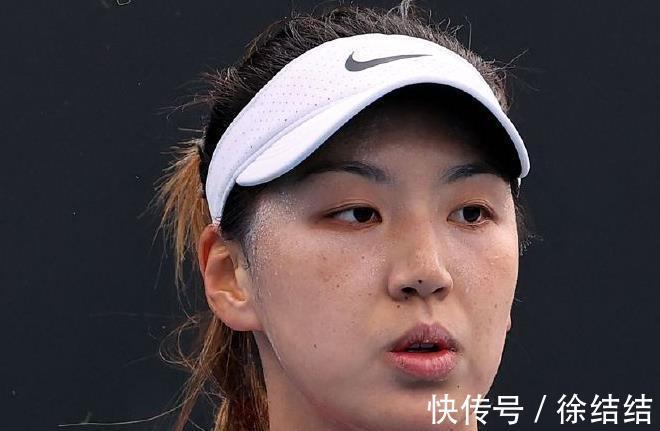 郑钦文|喜讯!20岁小将夺大满贯正赛首胜,五位中国金花全部晋级澳网次轮