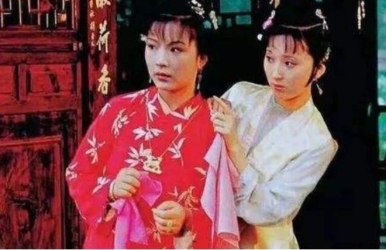 红楼梦!《红楼梦》这三个女子被卖入花街柳巷中,唯有她没有被糟蹋