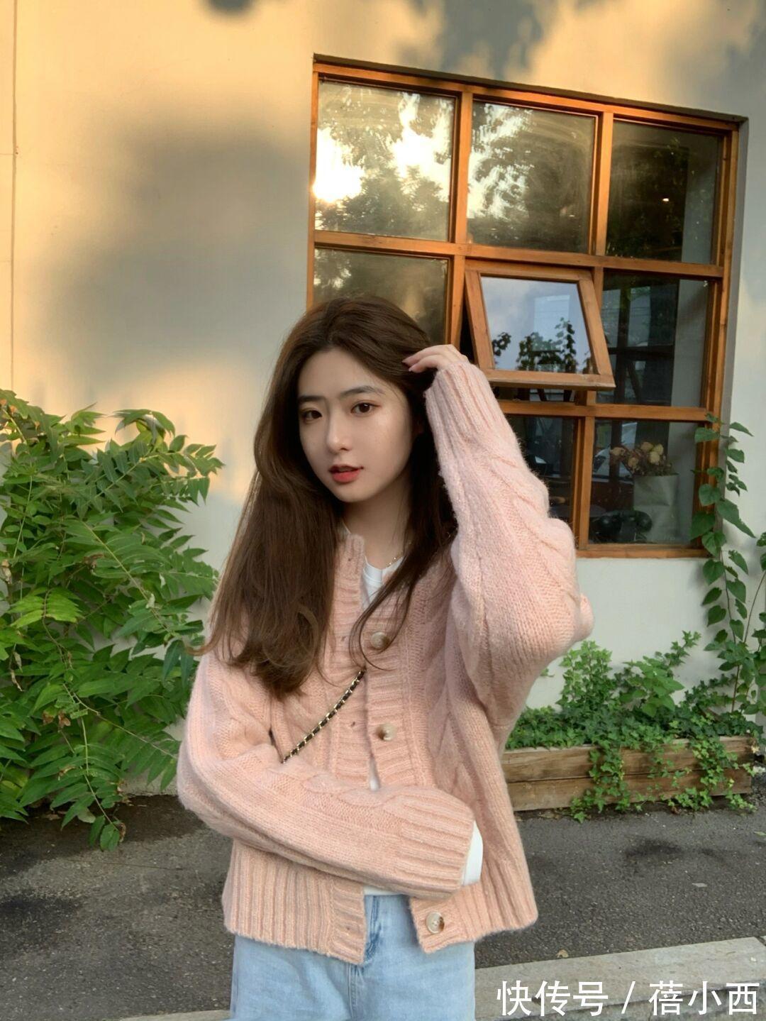 搭配 优雅又时髦的女人,衣橱里一定有“开衫”,搭配半身裙裤子很高级