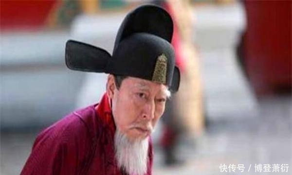 内阁|皇帝心腹和内阁首辅争斗,明穆宗见三十多件奏疏,同意高拱退休!