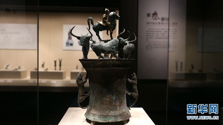 祭柱！入选“百年百大”的晋宁石寨山古墓群，考古发现了哪些宝藏？